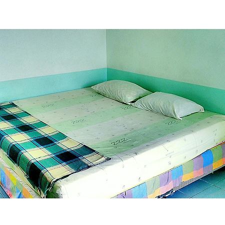 Saeng Chan Apartment Hat Yai Bagian luar foto